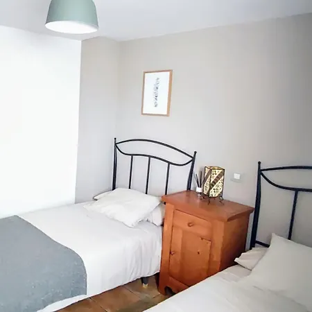 La Casita De Pajares