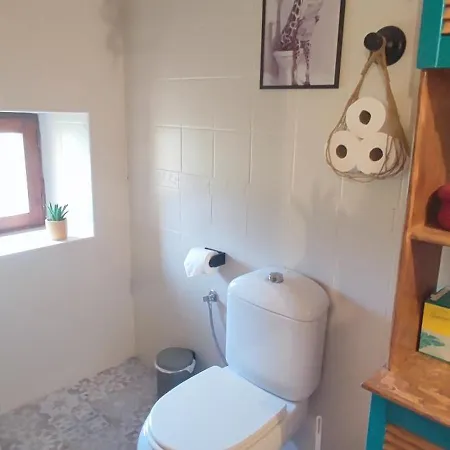 La Casita De Pajares